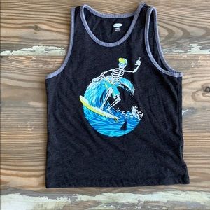 Surfing skeleton tank